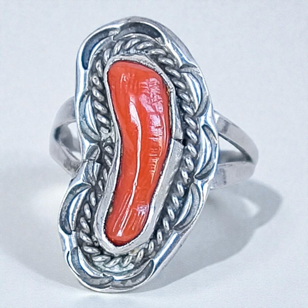 Vintage Orange Coral Oval Ring Sterling Silver 925 Southwestern Size 6.75 3.9g